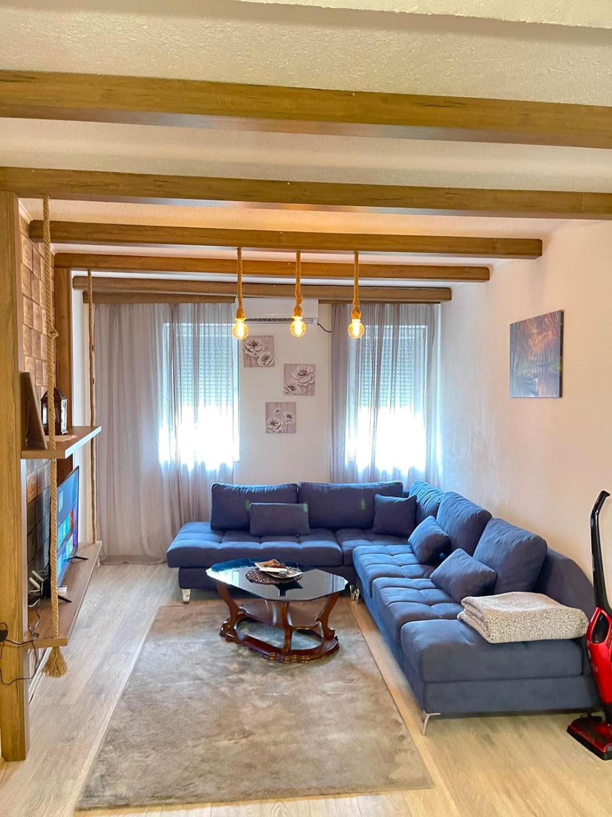 Nessi Apartment 프리슈티나 외부 사진